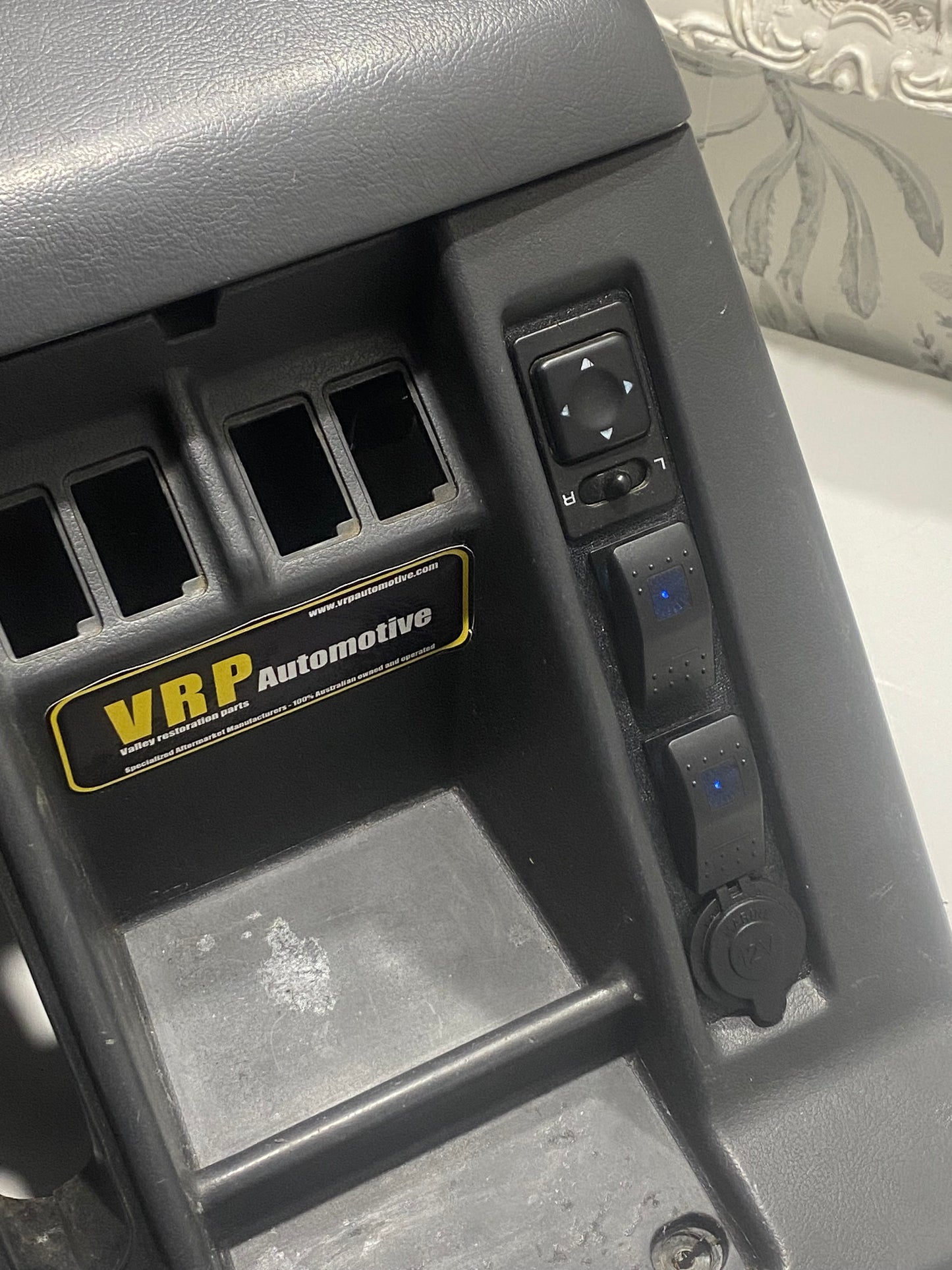 GQ Patrol Centre Console TI ST Replacement Panel with Electric Mirror Switch, Rocker Switches & Cigarette Socket - Textured finish